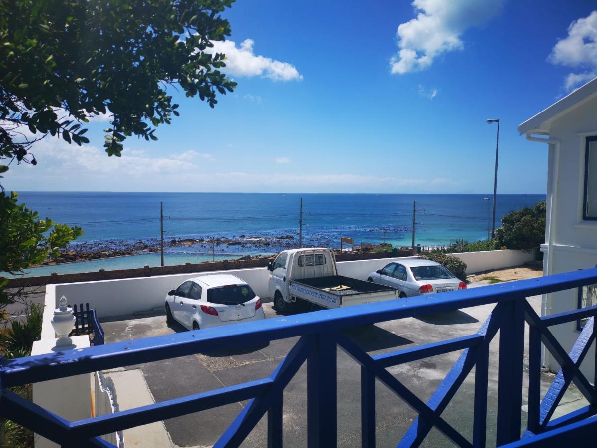 Rachawadee Accomodation​ & Health Spa Simonʼs Town Esterno foto