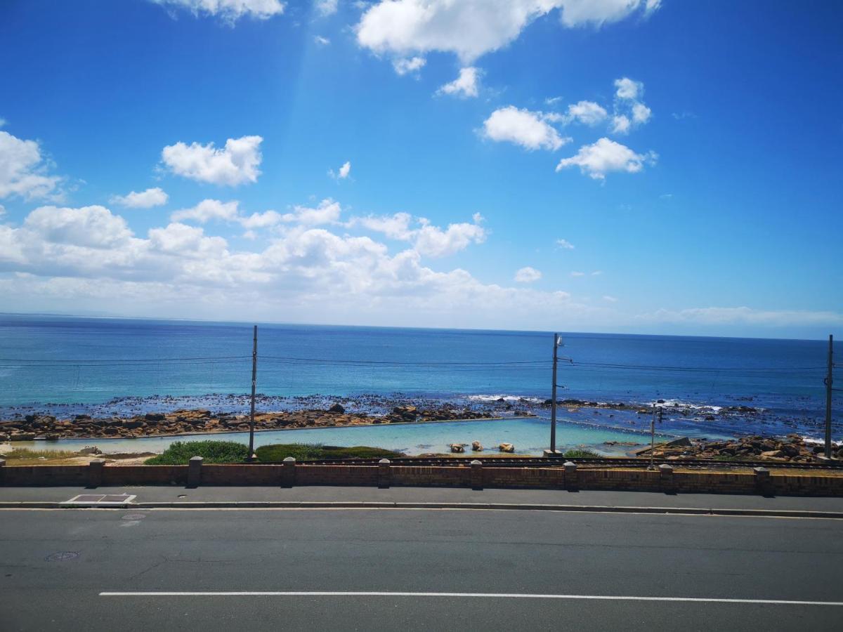Rachawadee Accomodation​ & Health Spa Simonʼs Town Esterno foto