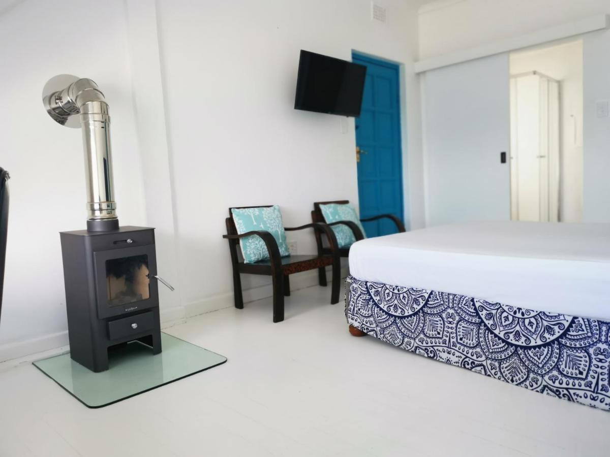 Rachawadee Accomodation​ & Health Spa Simonʼs Town Esterno foto